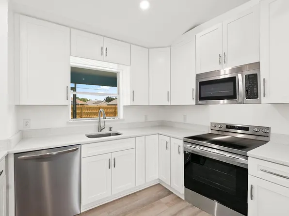 1325 SW Bellevue Avenue, Port St Lucie, FL 34953