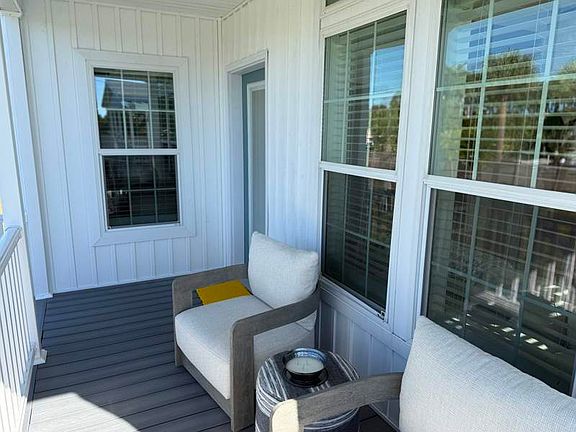3rd image of 11636 Palm Dr #469