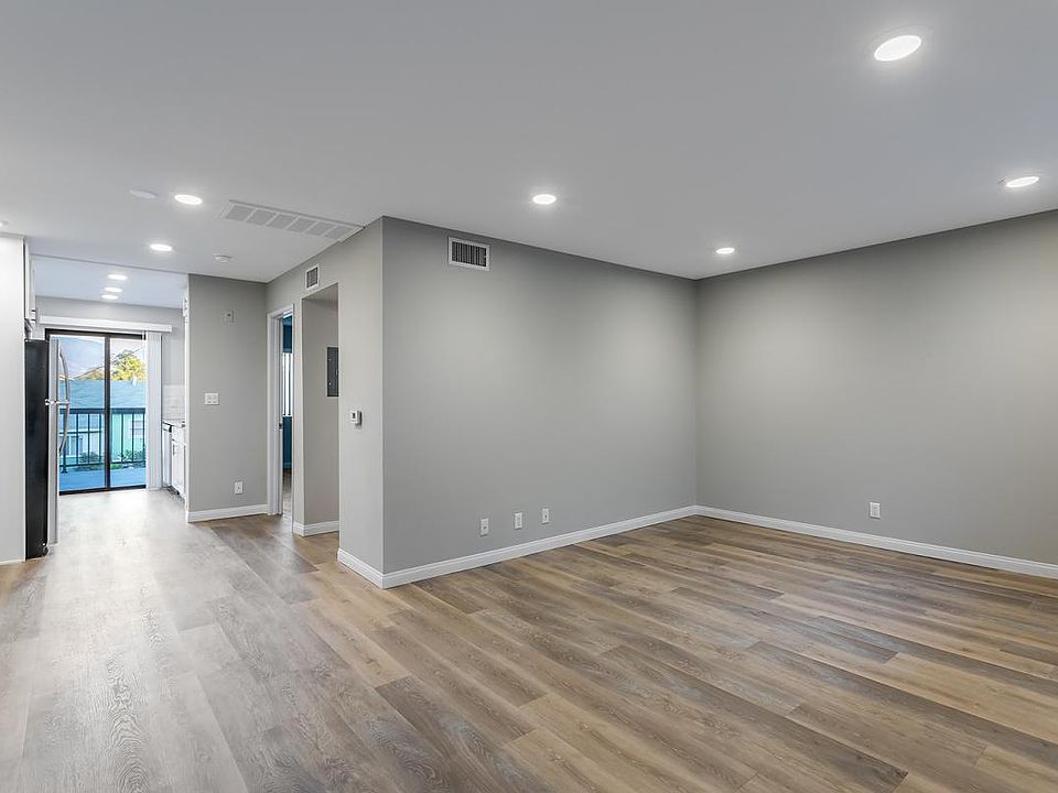 1st image of 2430 N Naomi St APT 205