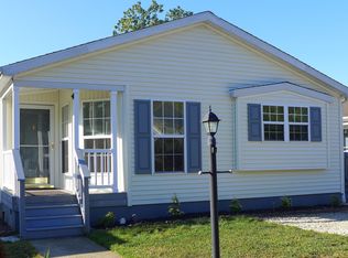 5 Fernwood Ln, Mays Landing, NJ 08330