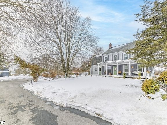 2nd image of 49 New Amwell Rd