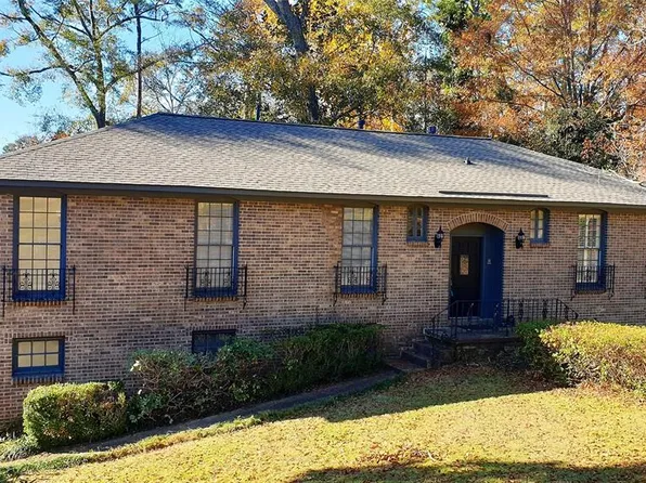 330 Holly Ridge Dr, Montgomery, AL 36109