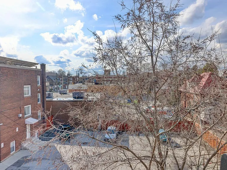 118 Fairholt Rd S #3 — Photo 15