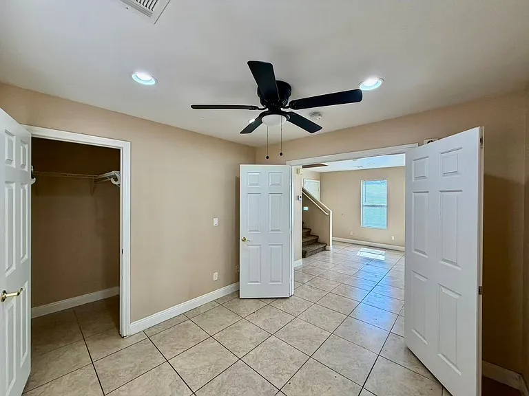 4832 Thackerville Ave — Photo 13