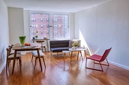2nd image of 1601 3rd Ave APT 9B