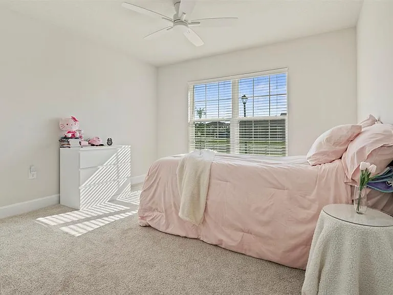 4224 Sagefield Dr — Photo 16
