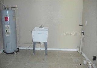 4th image of 2099 Gatlin Ave