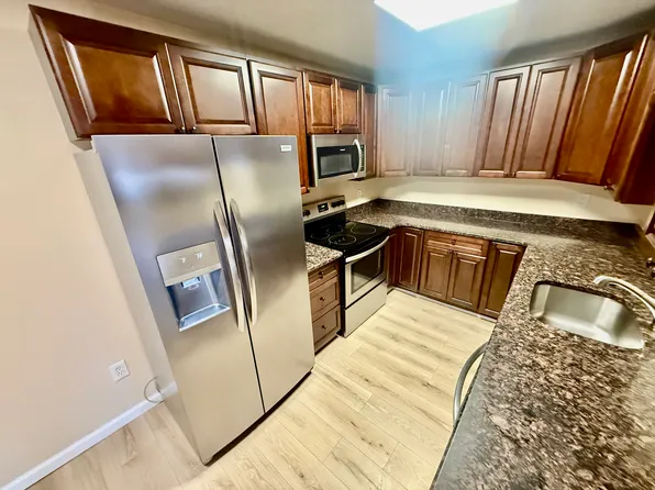 600 California Ave #1A, Pittsburgh, PA 15202