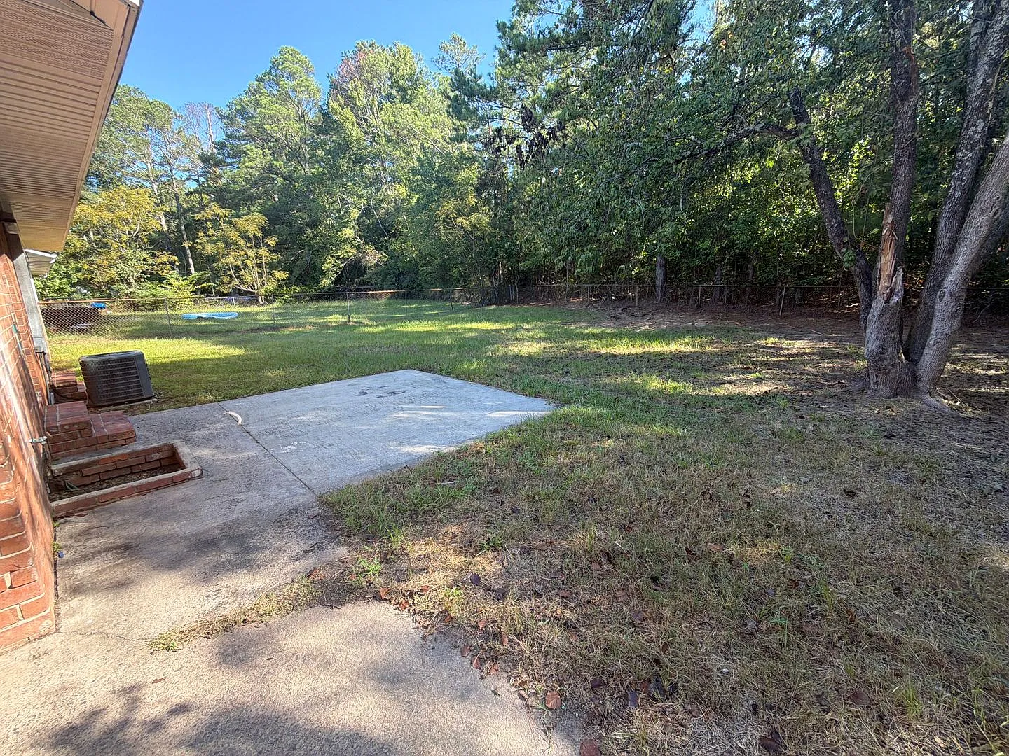 Section 8 accepted with approved application — Photo 2