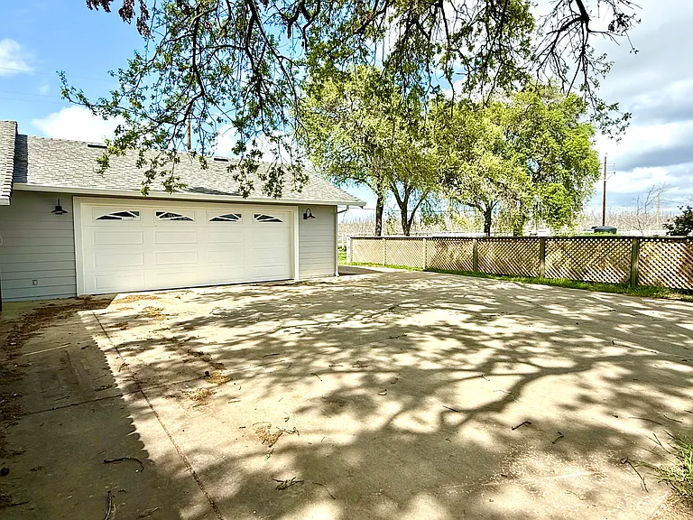 28351 Mace Blvd — Photo 27