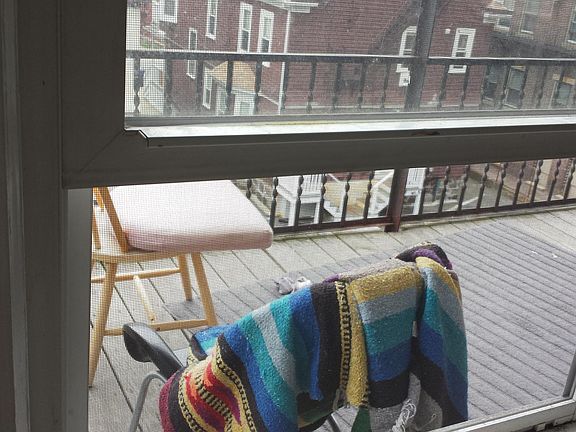 4th image of 30 Reedsdale St