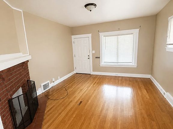2nd image of 4253 E 124th St
