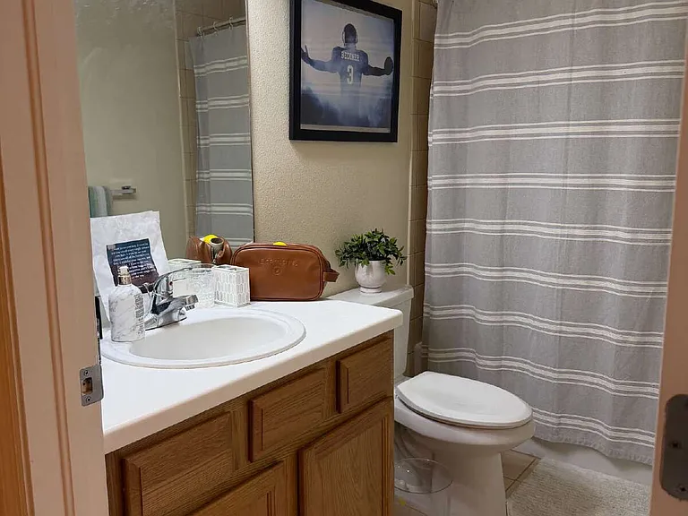 300 State St E #216 — Photo 28
