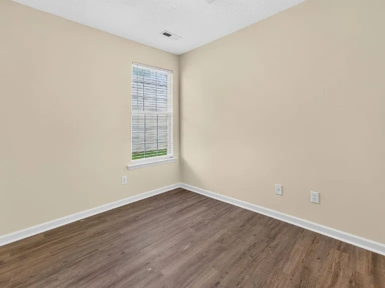 2325 Waverly Crossing Rd — Photo 12