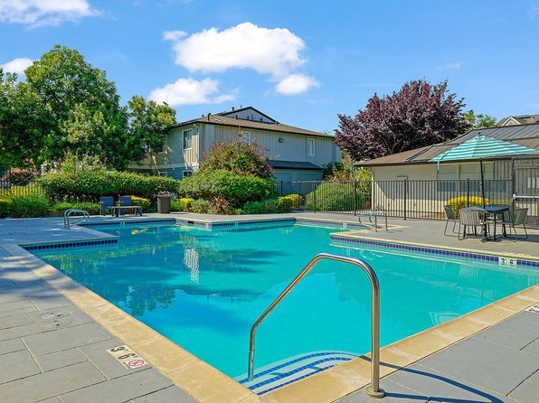 4200 Bay St APT 141