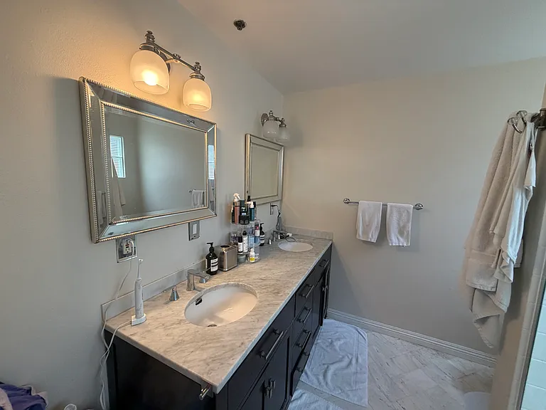 1238 S Holt Ave #2 — Photo 28