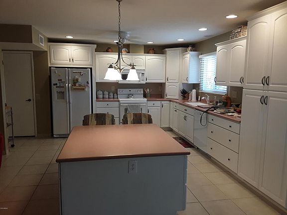 3rd image of 13135 W Seville Dr