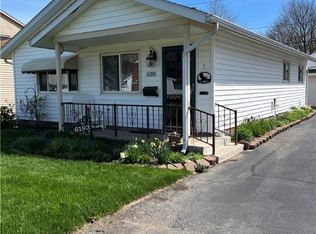 6193 Tall Oaks Dr, Mentor, OH 44060