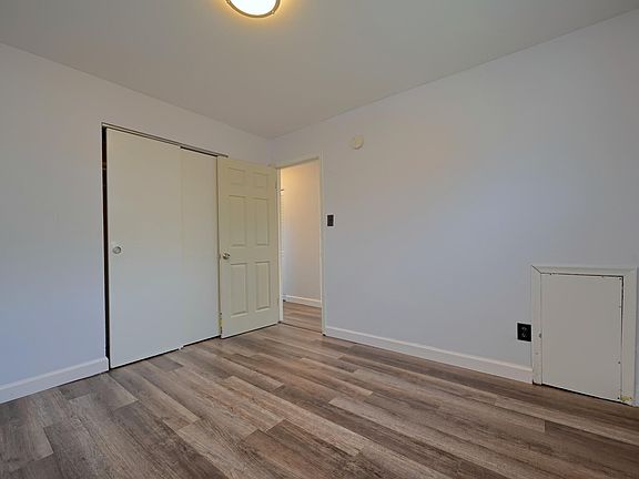 5th image of 11134 Superior Ave