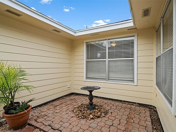 5th image of 406 Pine Mills Dr