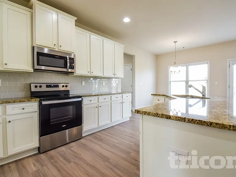 4020 Bella View Ln — Photo 3