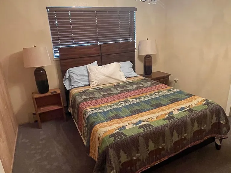 757 Michael Dr — Photo 14