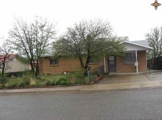 752 Legion Dr, Las Vegas, NM 87701