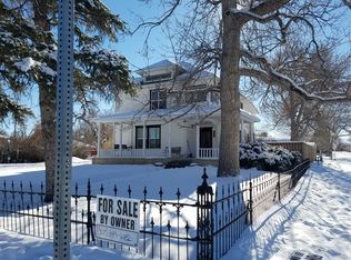 695 Canyon St, Lander, WY 82520