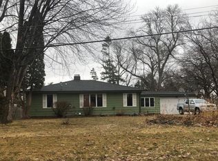 2710 Nathan Ln N, Plymouth, MN 55441