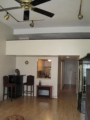 Sold by (Legacy) Elegran | media 7