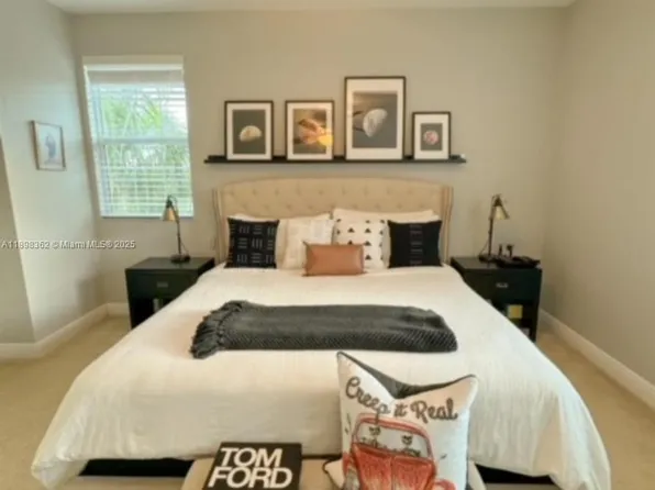 1006 SW 147th Ave, Pembroke Pines, FL 33027