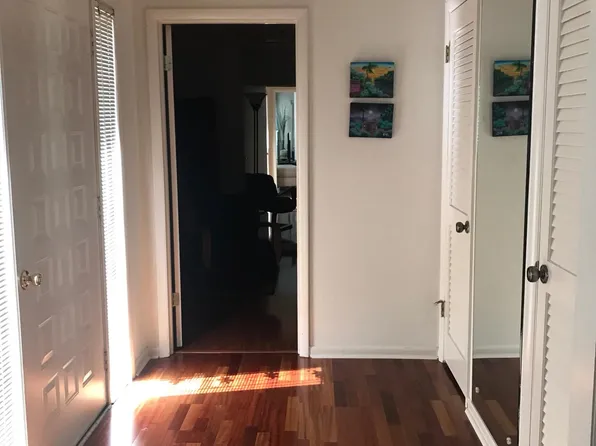 697 Serramonte Dr, Marietta, GA