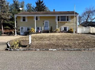 14 Appleby St, Old Bridge, NJ 08857