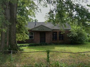 1101 Haynes St, Memphis, TN 38114
