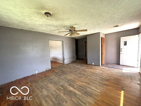 5th image of 213 N Posey St