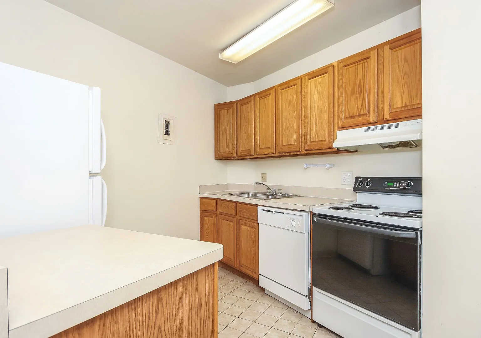 Charter House — Photo 2