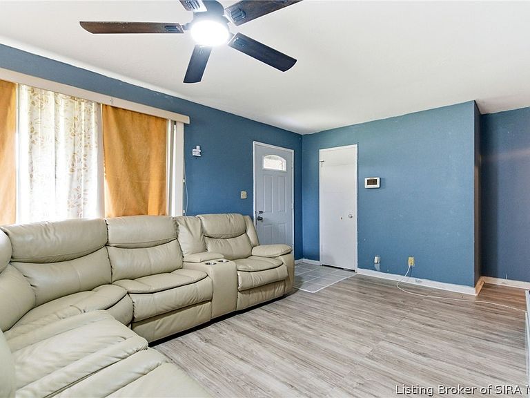 Listing photo 5