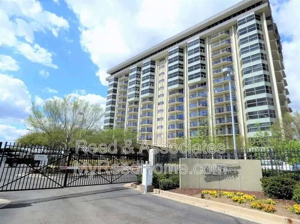655 Riverside Dr, Memphis, TN