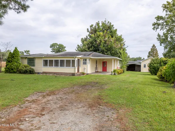 46 Herring Street, Turkey, NC 28393