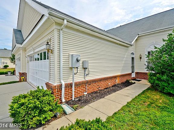 3rd image of 6533 Alderwood Way