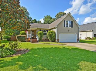 215 Thames Ave, Summerville, SC 29485