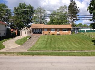 305 N 2nd St, Conneaut Lake, PA 16316