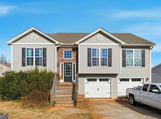 41 Colonial Ct, Jefferson, GA 30549