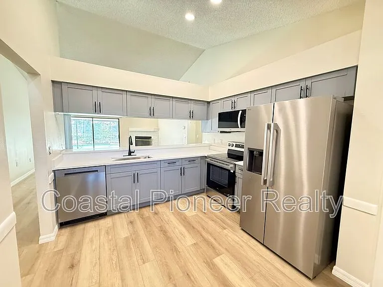 8774 Huntfield St — Photo 8