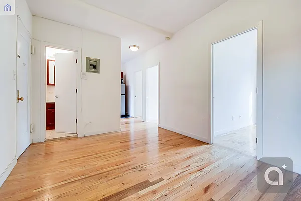 Rented by MAPT Residential LLC | media 15