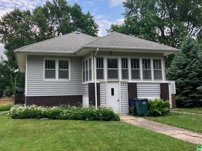 705 5th Ave, Alton, IA, 51003
