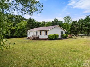 5129 Harmony Church Rd, Edgemoor, SC 29712