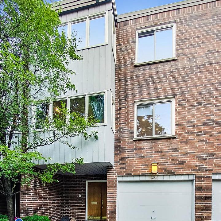 1st image of 1822 N Sedgwick St #14