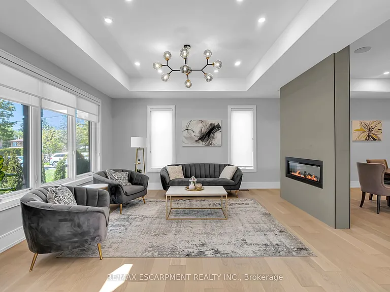 221 Morden Rd E — Photo 6