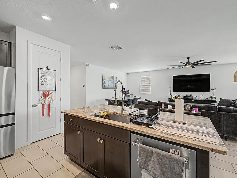 2548 W Grenadine Rd — Photo 15